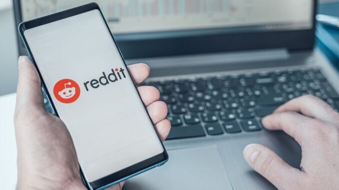 Crypto.com Adds Reddit’s Moons Token as Kraken Listing Rumor Fades